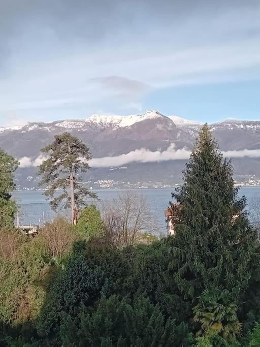 Studio With Lake And Montains Views Free Parking Luino Luaran gambar